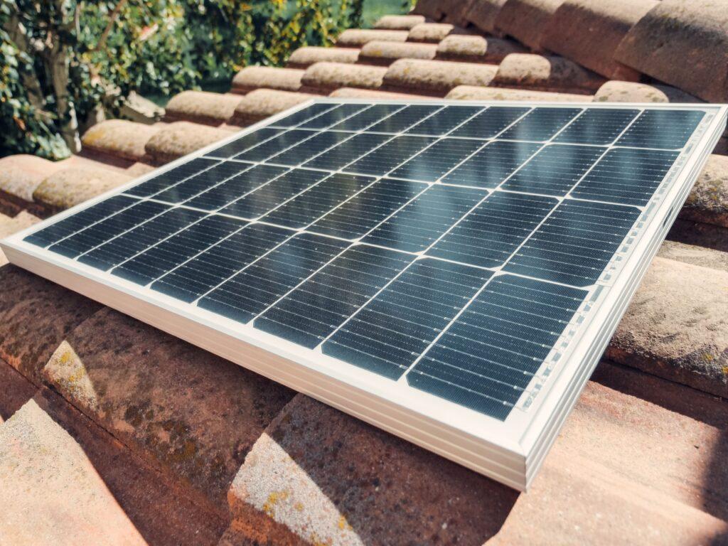 New Hampshire advances plug-in solar legislation
